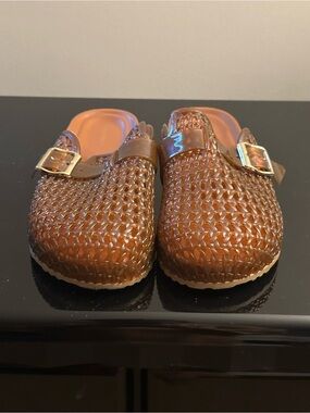 Woven Brown Slip-On Clogs with Adjustable Buckle size 9 / 40
